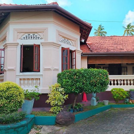 Hotel Grand Colonial Viveka Kurunegala Esterno foto