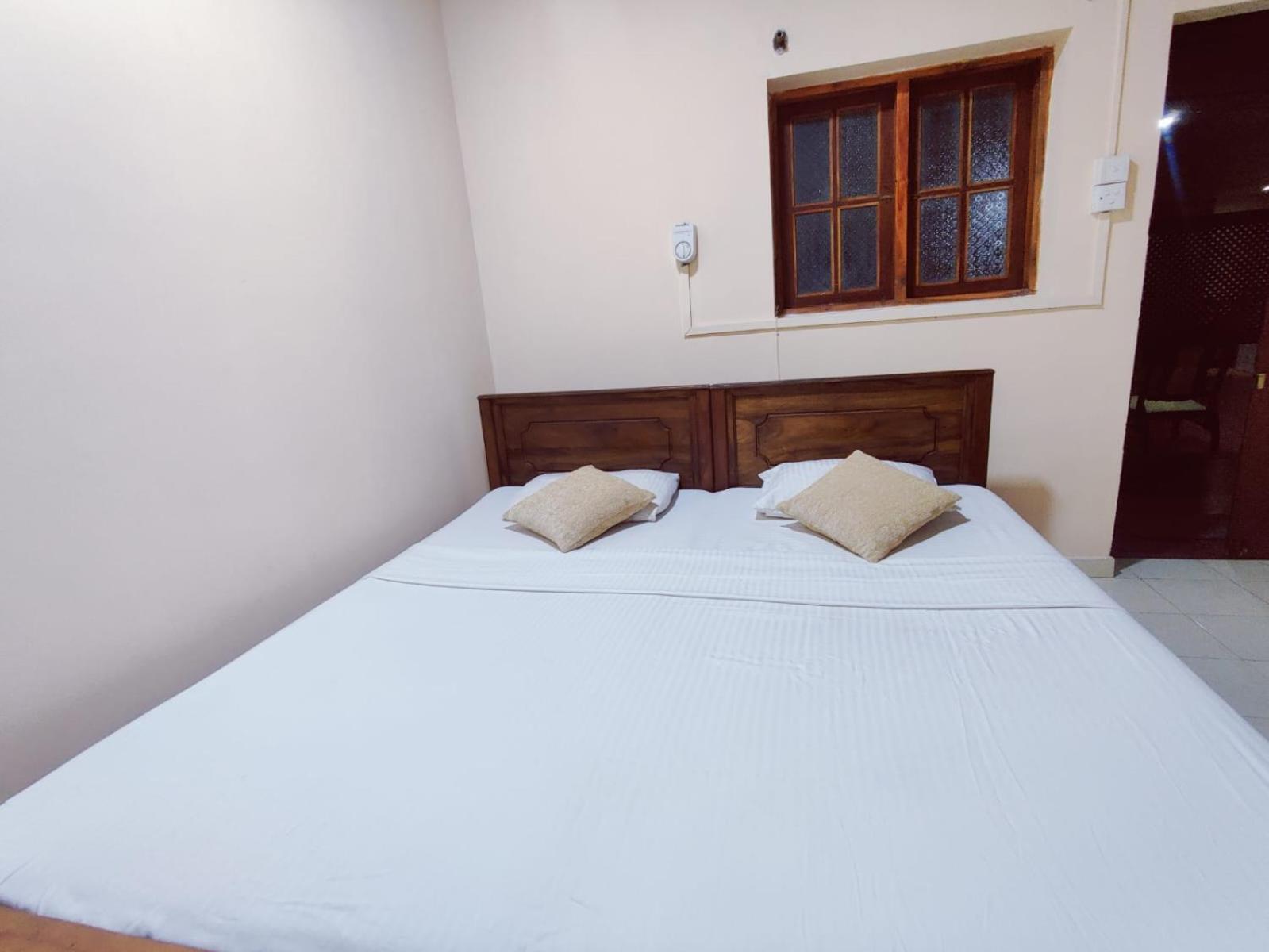 Hotel Grand Colonial Viveka Kurunegala Esterno foto