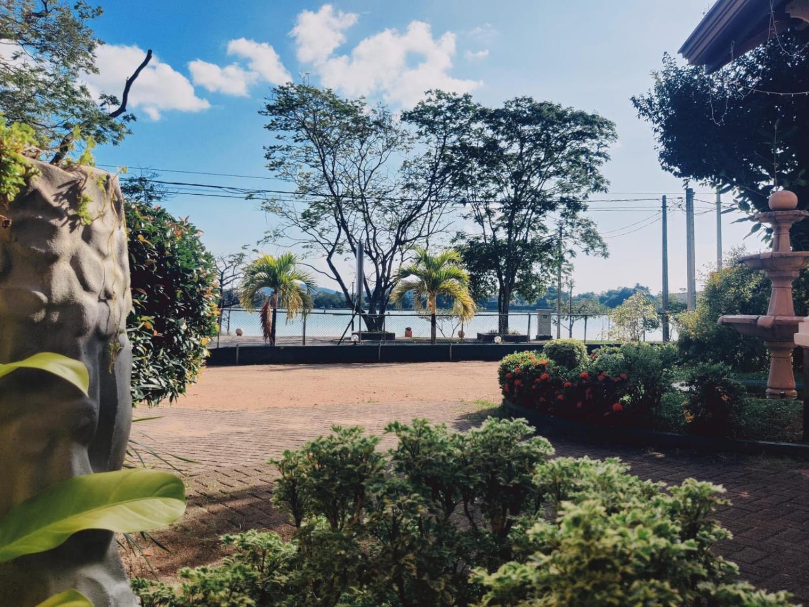 Hotel Grand Colonial Viveka Kurunegala Esterno foto
