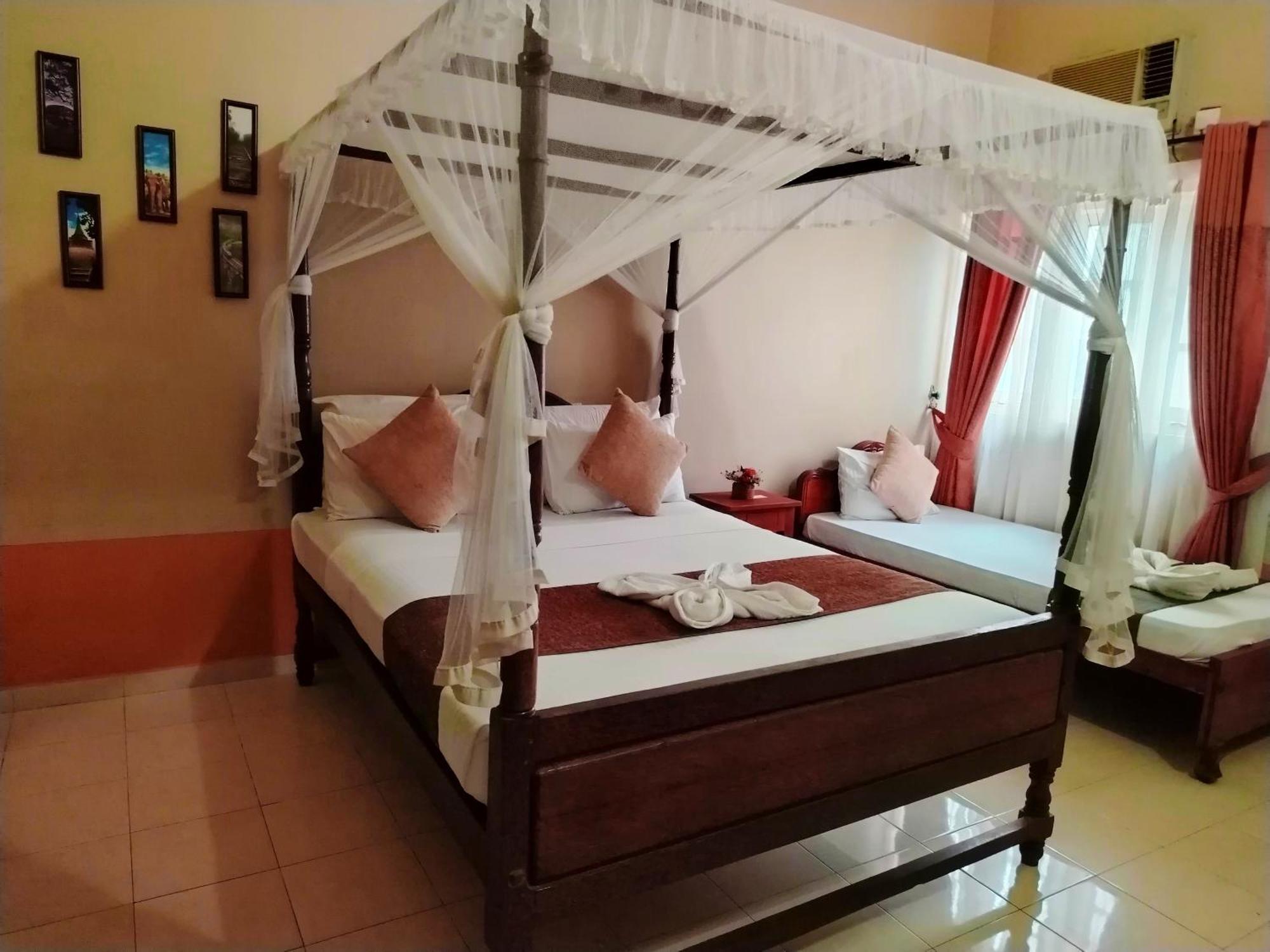 Hotel Grand Colonial Viveka Kurunegala Esterno foto